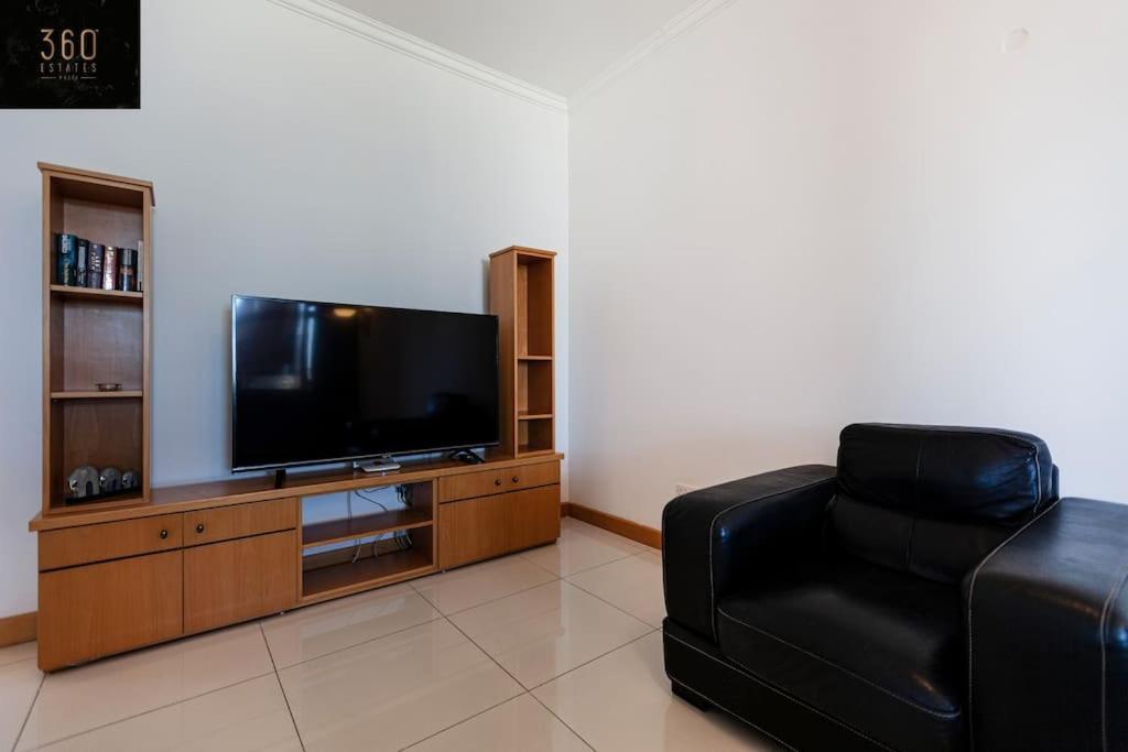 Comfortable Penthouse, Served With Lift, Wifi & Ac By 360 Estates Gzira 外观 照片